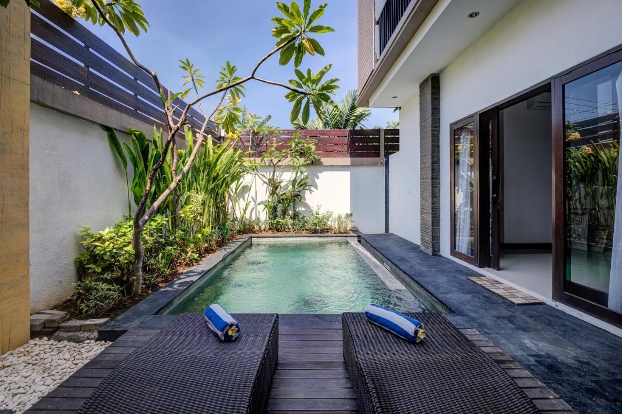 Villa Raka Managed By Manara Legian Buitenkant foto