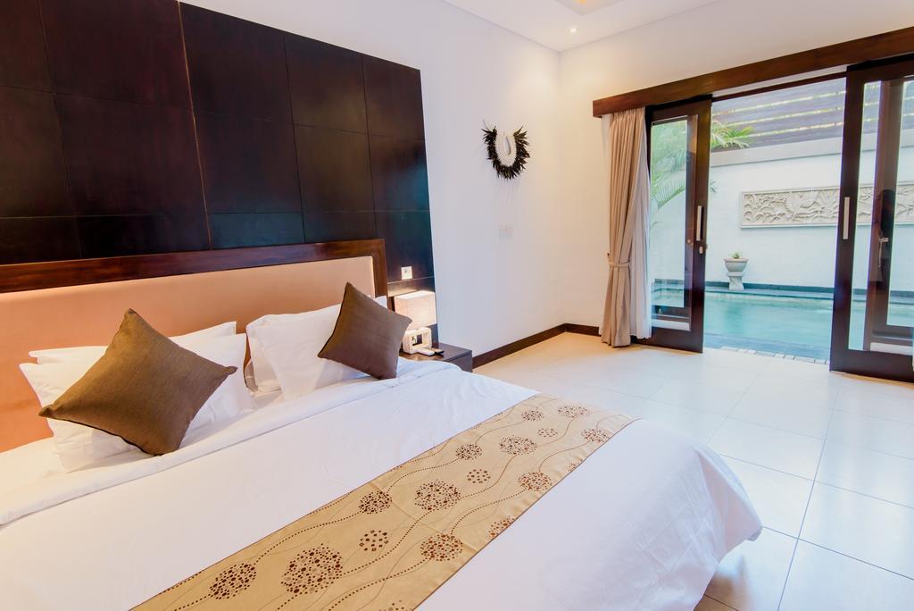 Villa Raka Managed By Manara Legian Buitenkant foto