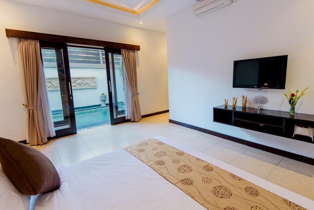 Villa Raka Managed By Manara Legian Buitenkant foto