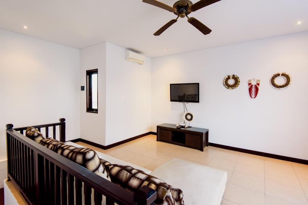 Villa Raka Managed By Manara Legian Buitenkant foto